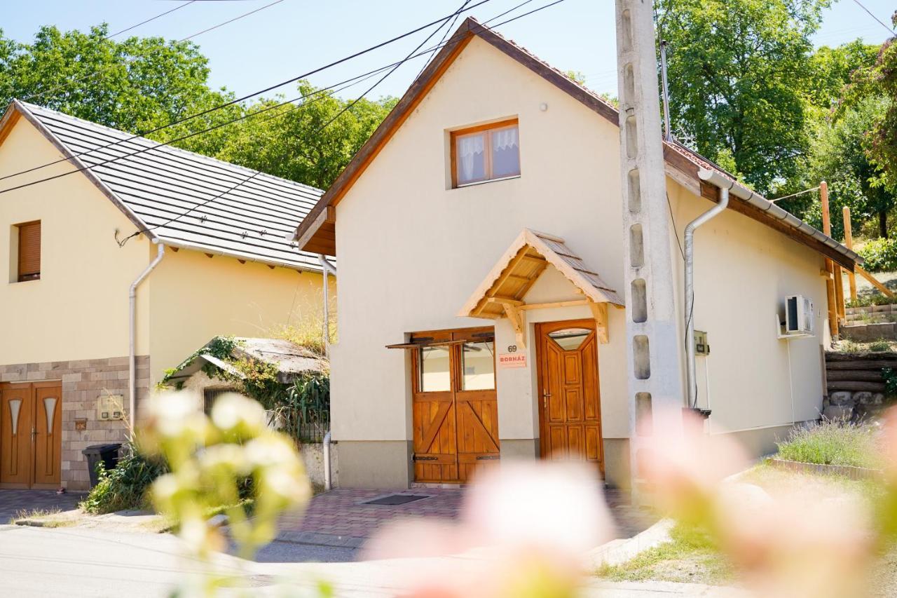Borhaz Apartman Eger Zewnętrze zdjęcie